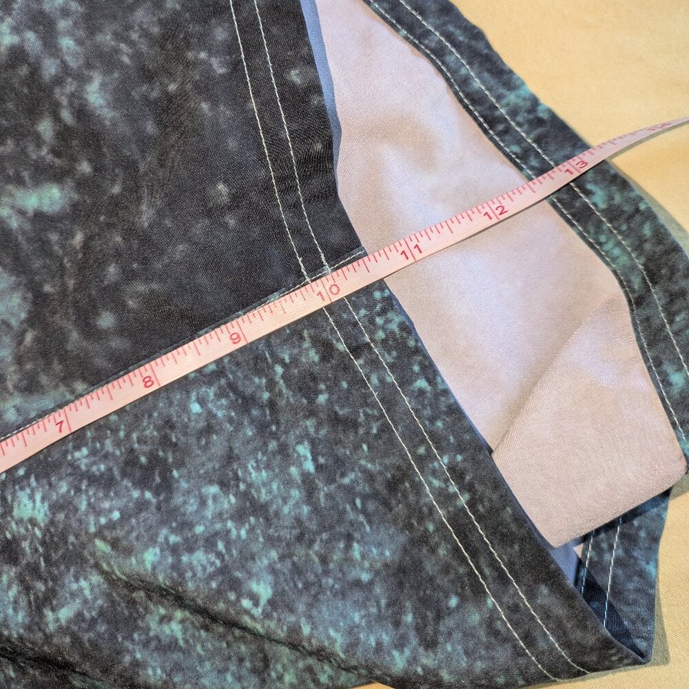 Multiple (2) Men's XX-Large (38) Swim Trunks - Picture 9 of 12